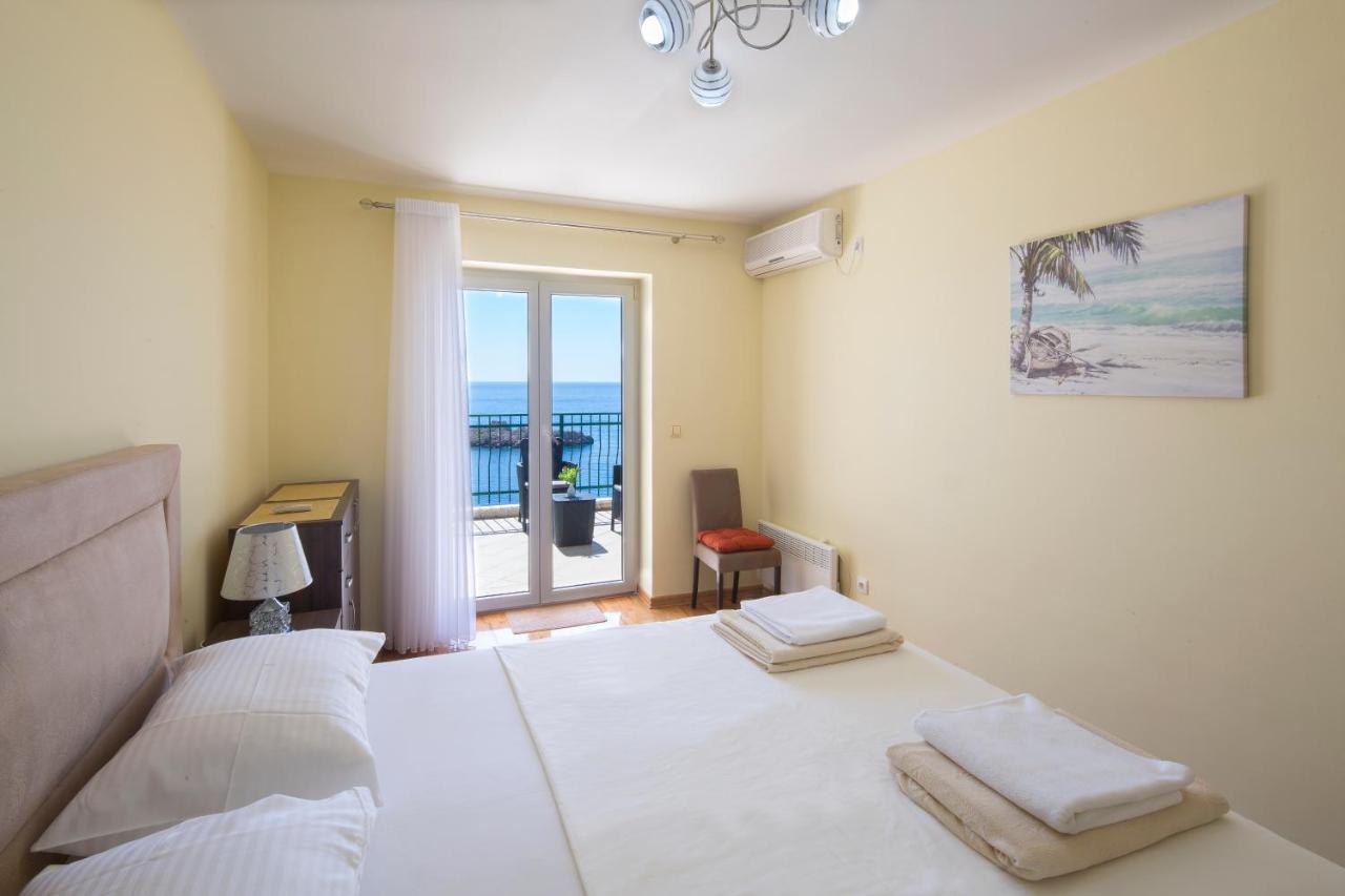 Family Apartment With Sea View Sveti Stefan Budva Exterior foto